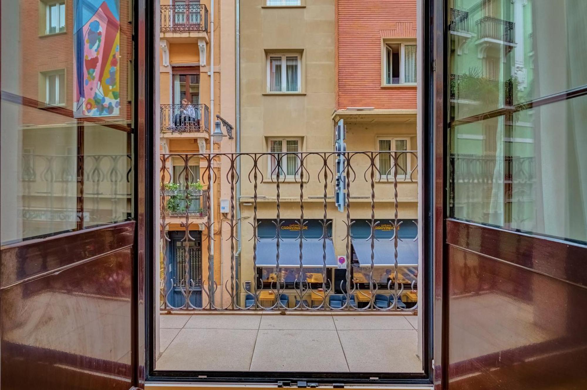 Centro Historico Exterior, Calle Nueva Dos Balcones Pampeluna Zewnętrze zdjęcie